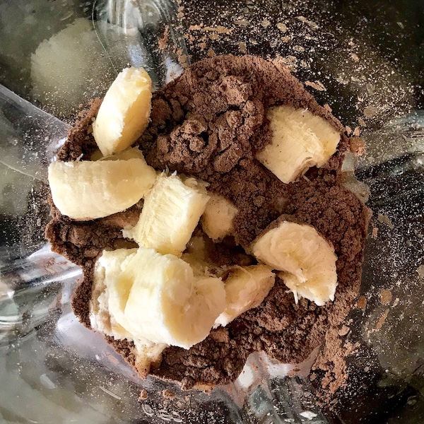 Banana and Almond Milk Chocolate Shakeology Recipe