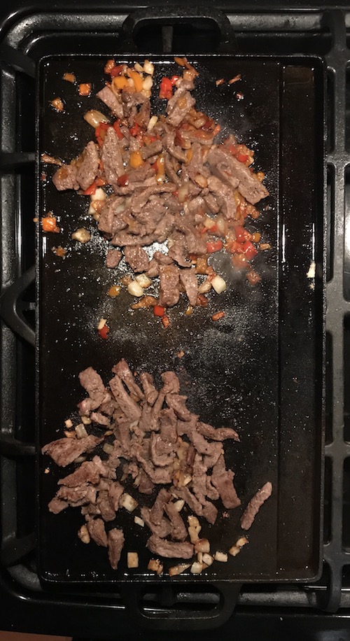 cheesesteaks_meat_cast_iron