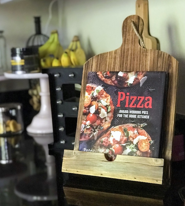 pizza recipe stand