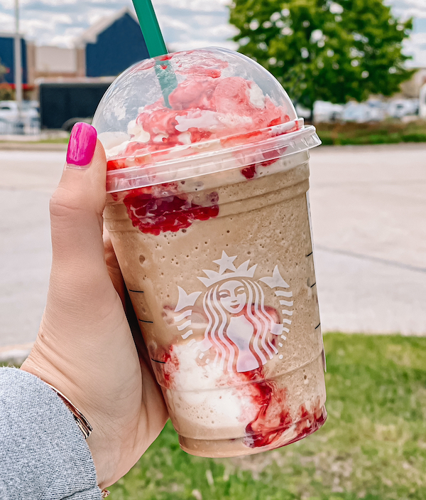 Strawberry Funnel Cake Frappuccino Review