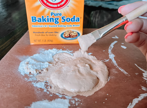 Mixing Baking Soda in Paint